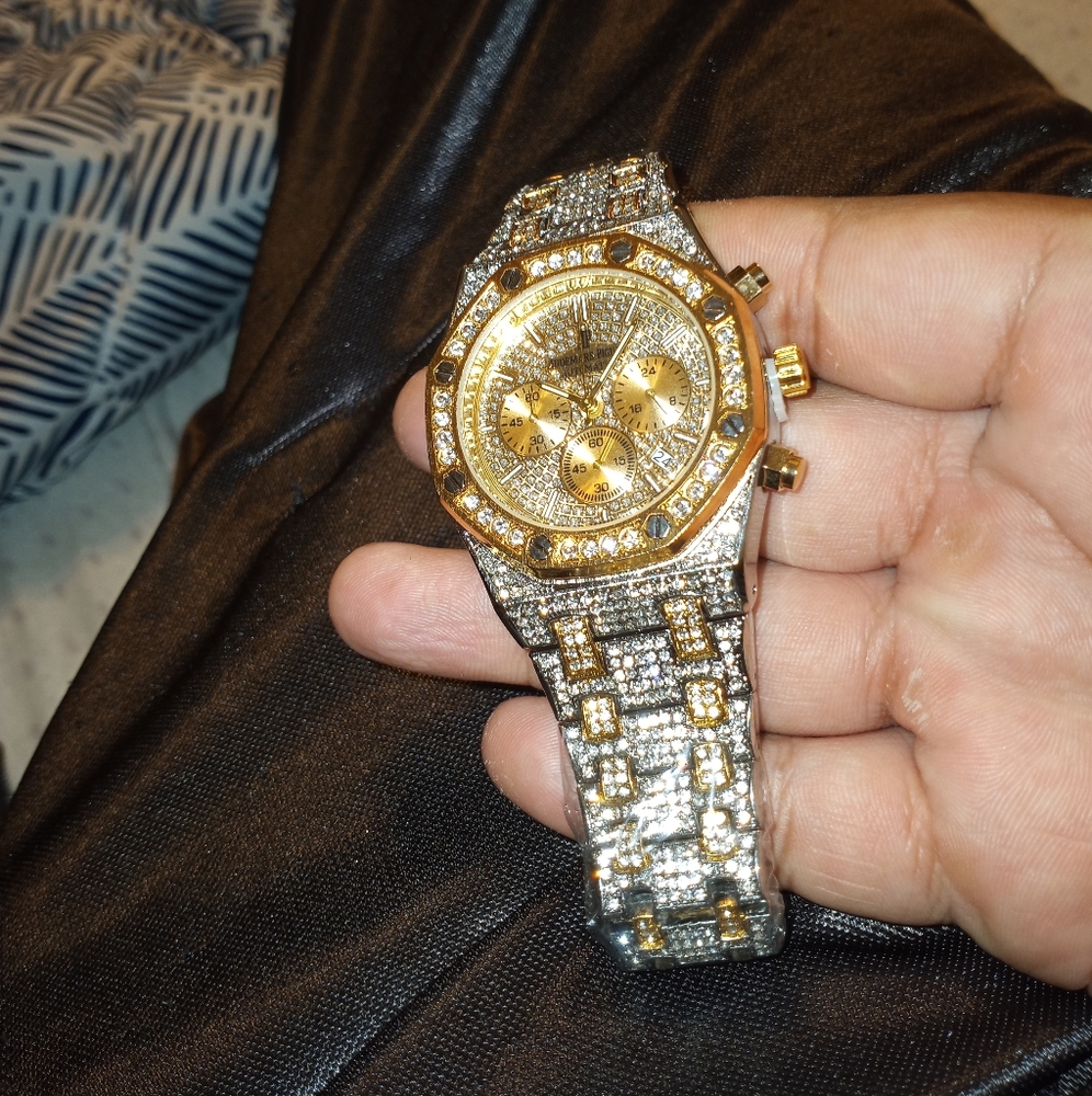 Watch - Picture 3 of 4